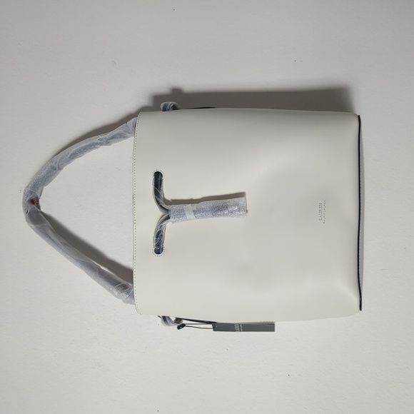 Ralph Lauren leather bag. - Picture 9 of 16